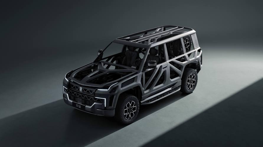 广州23仰望U8硬派越野的科技魅力，国能汽车对传统燃油车市场的冲击